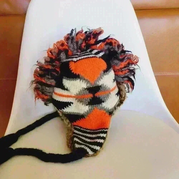 AMERICAN EAGLE OUTFITTERS Trapper Hat One Size Knit Hat ChulloUnisex - Picture 2 of 14